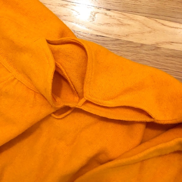 Oversized Cozy Hooded Sweater - Picture 8 of 8